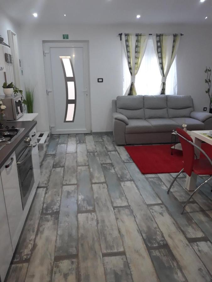 Tri Srece Appartement Ogulin Buitenkant foto