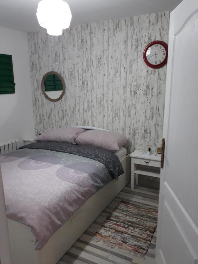 Tri Srece Appartement Ogulin Buitenkant foto