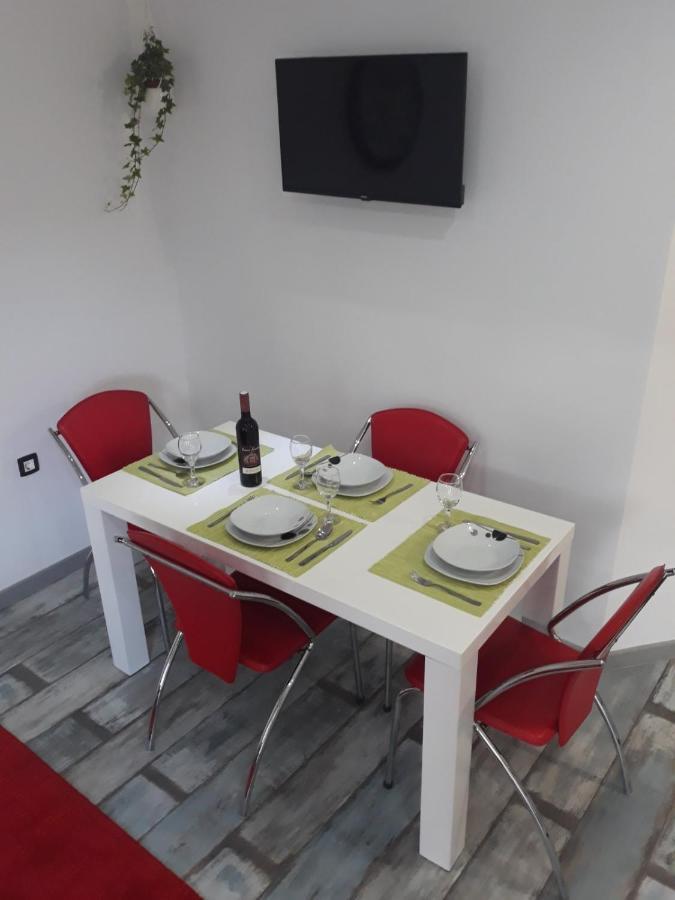 Tri Srece Appartement Ogulin Buitenkant foto